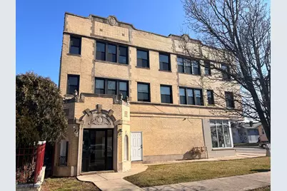 2801 N Keating Avenue #206, Chicago, IL 60641 - Photo 1