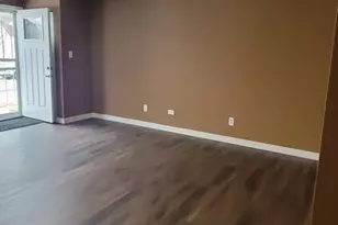 1273 E Chestnut St, Kankakee, IL 60901 - Photo 9