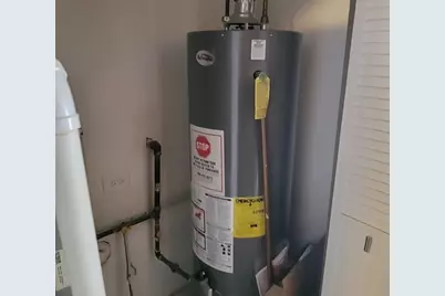 1273 E Chestnut Street, Kankakee, IL 60901 - Photo 23