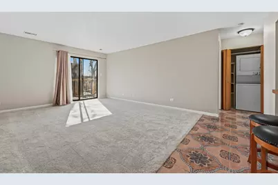 605 W Central Road #C1, Mount Prospect, IL 60056 - Photo 3