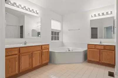 1632 Acorn Drive, Hoffman Estates, IL 60192 - Photo 31