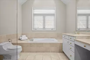 635 Melrose Ave, Kenilworth, IL 60043 - Photo 27