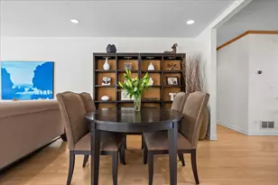 635 Melrose Ave, Kenilworth, IL 60043 - Photo 9