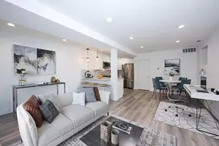 1241 N Bosworth Ave, Chicago, IL 60642 - Photo 3