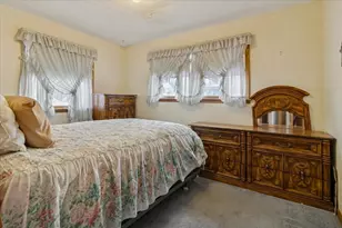 1617 N Hickory St, Crest Hill, IL 60403 - Photo 9