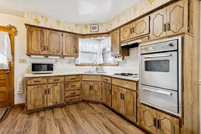 1617 N Hickory Street, Crest Hill, IL 60403 - Photo 5