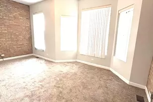 6553 S University Ave, Chicago, IL 60637 - Photo 9