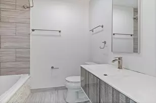 2257 Lake Ridge Dr, Glendale Heights, IL 60139 - Photo 11