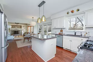 560 Partridge Dr, West Chicago, IL 60185 - Photo 11