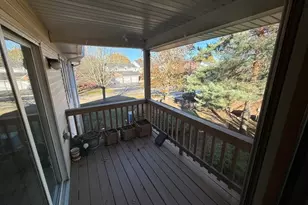 978 Benedetti Dr, Naperville, IL 60563 - Photo 13