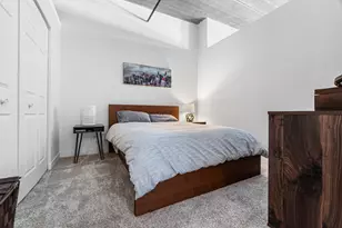 833 W 15th Pl, Chicago, IL 60608 - Photo 9