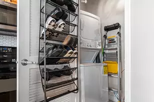 833 W 15th Pl, Chicago, IL 60608 - Photo 7