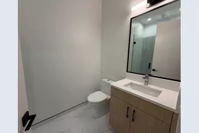 2127 W Madison Street #409, Chicago, IL 60612 - Photo 11