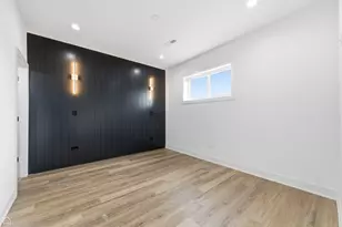 861 E 63rd Pl, Chicago, IL 60637 - Photo 7