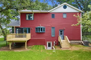 216 Hickory Rd, Oakwood Hills, IL 60013 - Photo 27