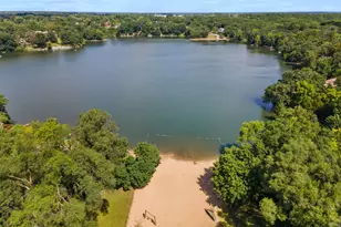 216 Hickory Rd, Oakwood Hills, IL 60013 - Photo 29