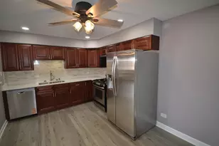 7100 Laverne Ln, Tinley Park, IL 60477 - Photo 11