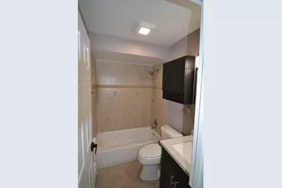 7100 Laverne Lane #8, Tinley Park, IL 60477 - Photo 9