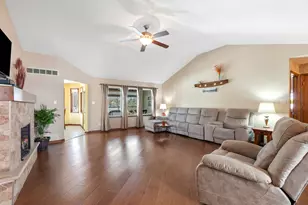 1401 Rolling Pass, Beecher, IL 60401 - Photo 7