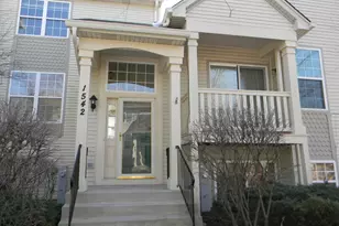 1542 Sauganash Ct, Gurnee, IL 60031 - Photo 1