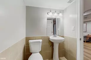 2701 S Hillock Ave, Chicago, IL 60608 - Photo 25