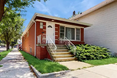 2701 S Hillock Avenue, Chicago, IL 60608 - Photo 1