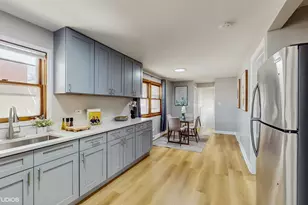 2701 S Hillock Ave, Chicago, IL 60608 - Photo 9