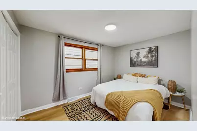 2701 S Hillock Avenue, Chicago, IL 60608 - Photo 15