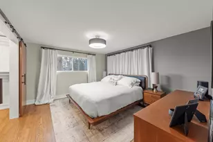 1001 Geneva Rd, Saint Charles, IL 60174 - Photo 7