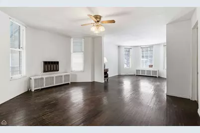 5040 W Patterson Avenue, Chicago, IL 60641 - Photo 3