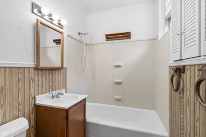 5040 W Patterson Avenue, Chicago, IL 60641 - Photo 7