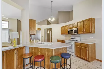 6700 Pondview Drive, Tinley Park, IL 60477 - Photo 11