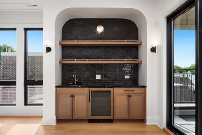 3617 N Magnolia Avenue #1, Chicago, IL 60657 - Photo 5