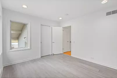 1990 Southridge Terrace, Northfield, IL 60093 - Photo 21