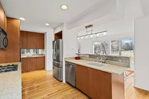 1990 Southridge Terrace, Northfield, IL 60093 - Photo 13