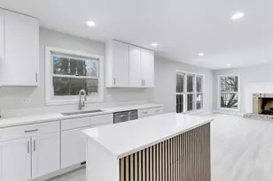 1137 Fieldstone Ln, Bartlett, IL 60103 - Photo 7