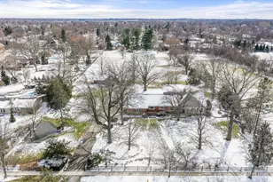 116 E Farnham Ln, Wheaton, IL 60189 - Photo 5