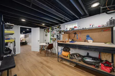 3501 W Beach Avenue, Chicago, IL 60651 - Photo 29