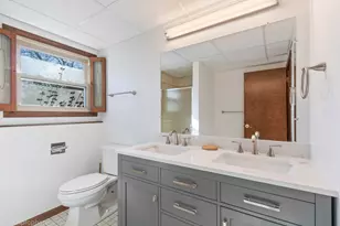 455 E Granville Ave, Roselle, IL 60172 - Photo 15