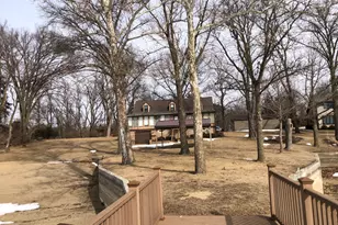 18269 Hiawatha Ct, Hudson, IL 61748 - Photo 3