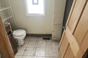 7434 S Oakley Ave, Chicago, IL 60636 - Photo 5