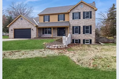 6105 N Wyndwood Drive, Crystal Lake, IL 60014 - Photo 1