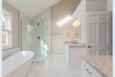 6105 N Wyndwood Drive, Crystal Lake, IL 60014 - Photo 15