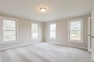 6105 N Wyndwood Dr, Crystal Lake, IL 60014 - Photo 5