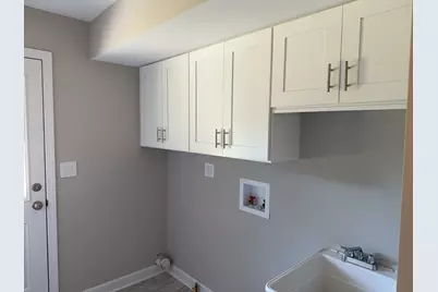 6105 N Wyndwood Drive, Crystal Lake, IL 60014 - Photo 11