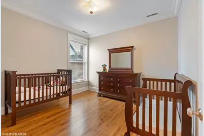 537 W Belmont Avenue #3, Chicago, IL 60657 - Photo 13