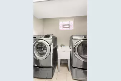 700 W 50th Street, Chicago, IL 60609 - Photo 23