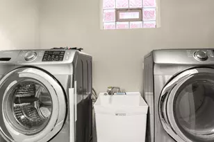 700 W 50th St, Chicago, IL 60609 - Photo 23