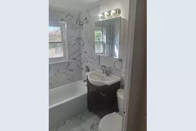 9517 S Merrion Avenue, Chicago, IL 60617 - Photo 5