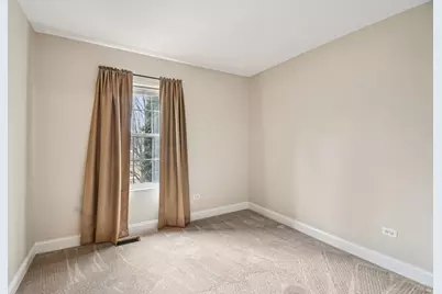 330 S Litchfield Drive, Round Lake, IL 60073 - Photo 27